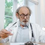 Progestageny w akcji: jak bezpiecznie i skutecznie okiełznać łagodny przerost endometrium