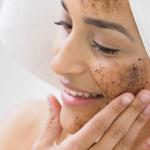 Peeling, który nie szczypie: kwas laktobionowy dla cery wrażliwej i wymagającej blasku