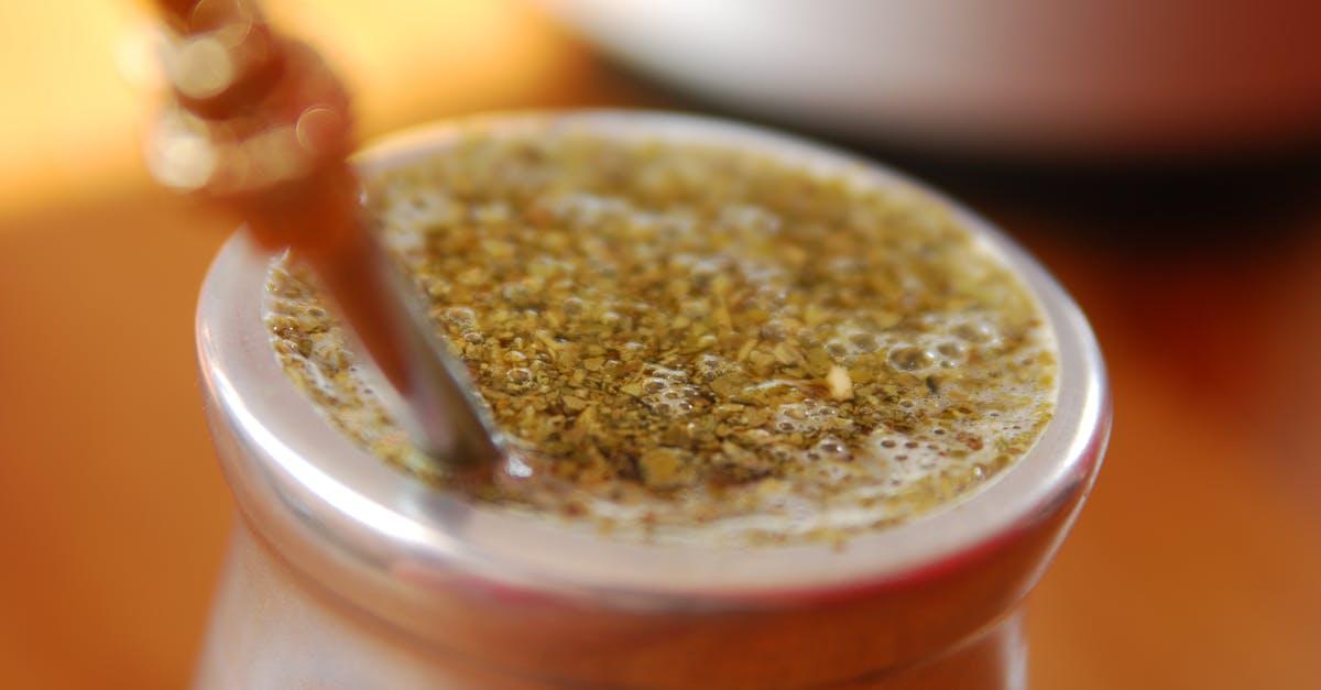 Koktajle z mocy yerba mate: sprawdzone przepisy na naturalny kop kofeinowy